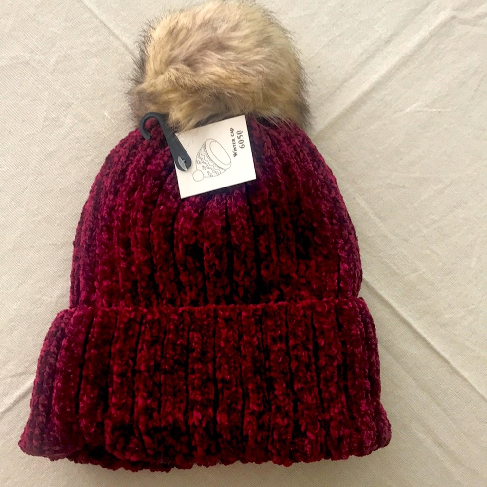 ❤️‍🔥5/$20❤️‍🔥NWT Chenille Beanie